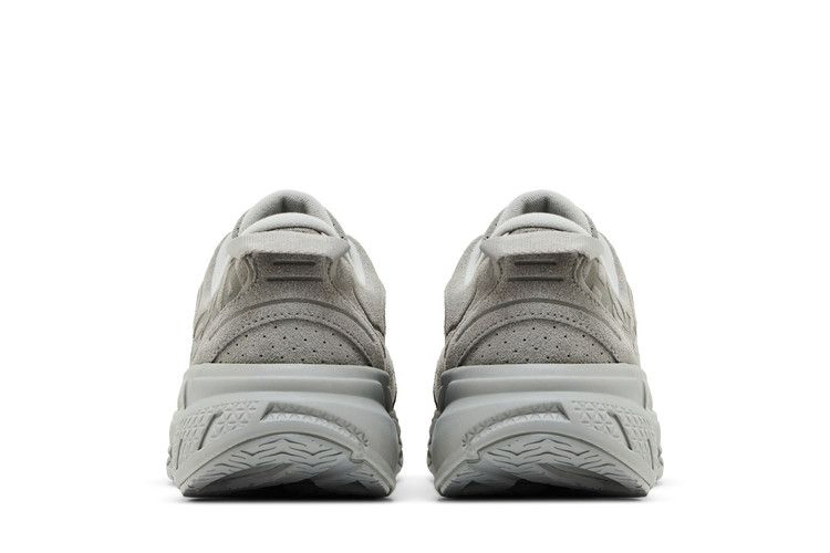 Кроссовки HOKA Clifton L Suede 'Limestone'