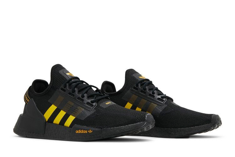 nmd_r1-v2-black-solar-gold-gx3849_07