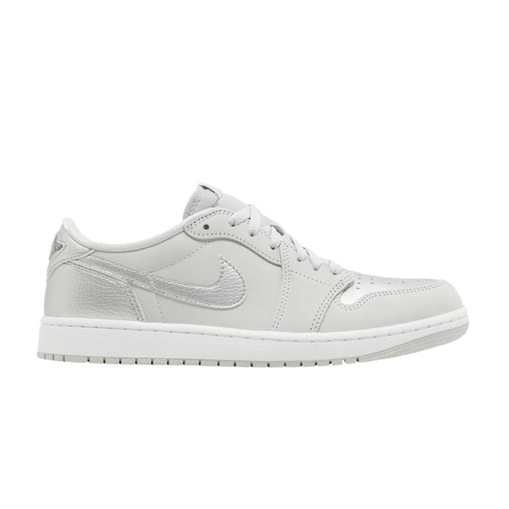 Krossovki-Air-Jordan-1-Retro-Low-OG-Metallic-Silver