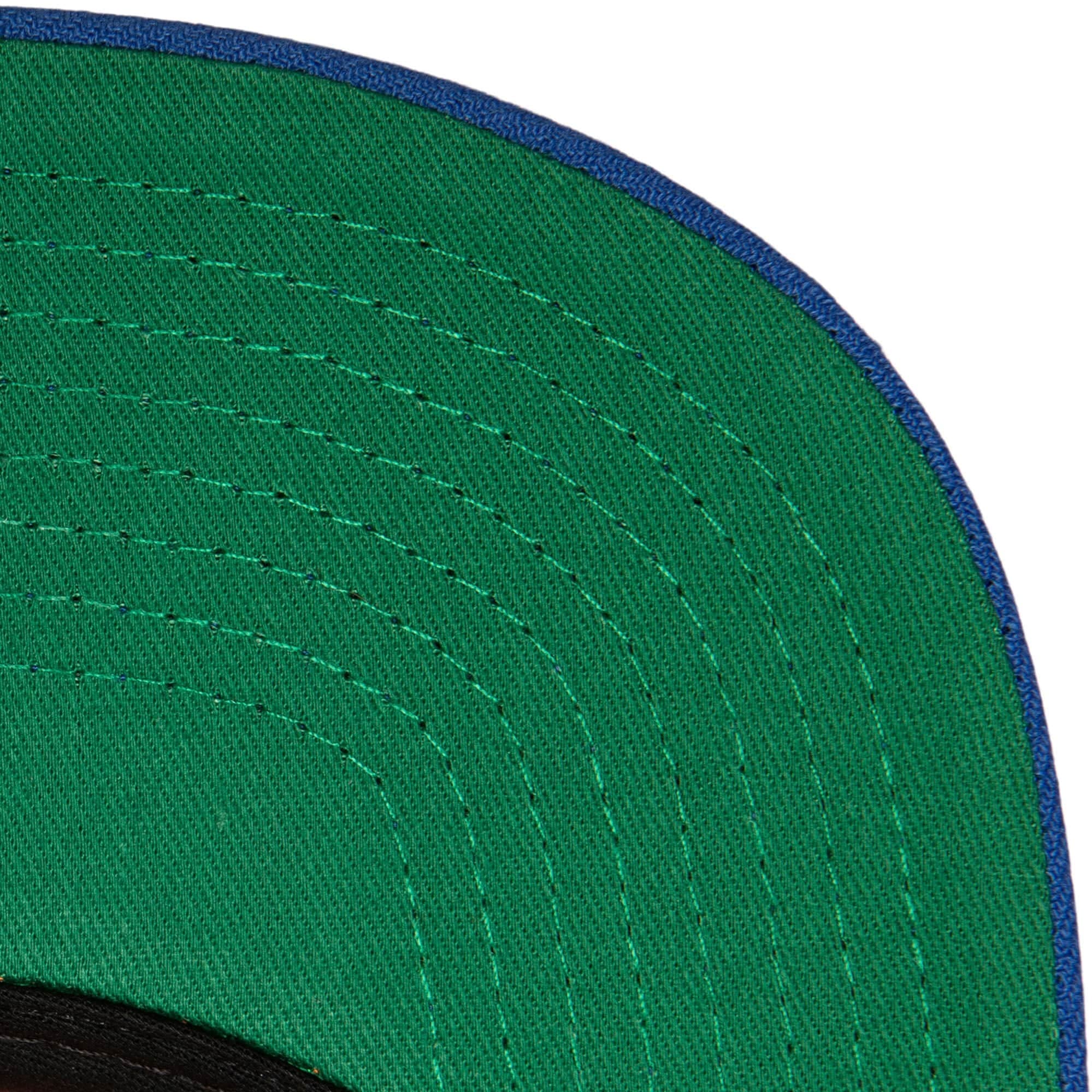 Mitchell-Ness-Breakthrough-Snapback-HWC-New-York-Knicks-2