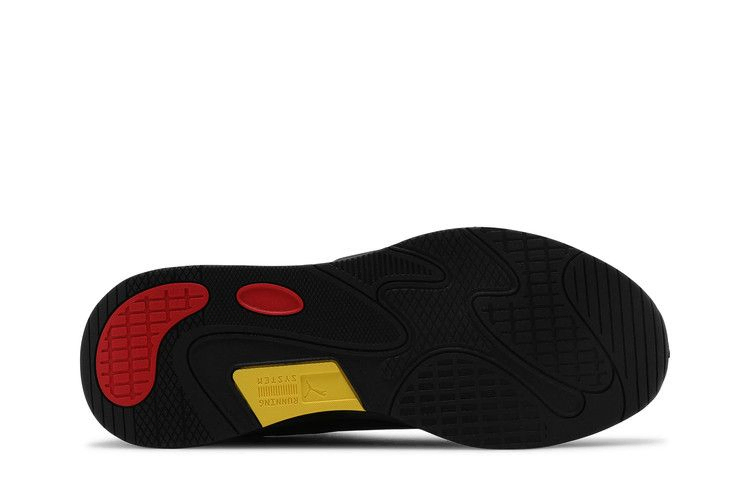 Кроссовки Scuderia Ferrari x Puma RS-Fast 'Black Rosso Corsa'