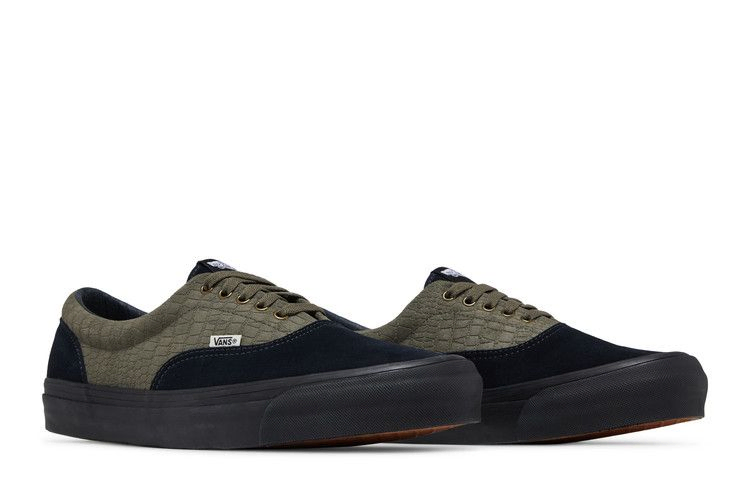 wtaps-x-era-lx-black-croc-vn0a3cxnu9t_07