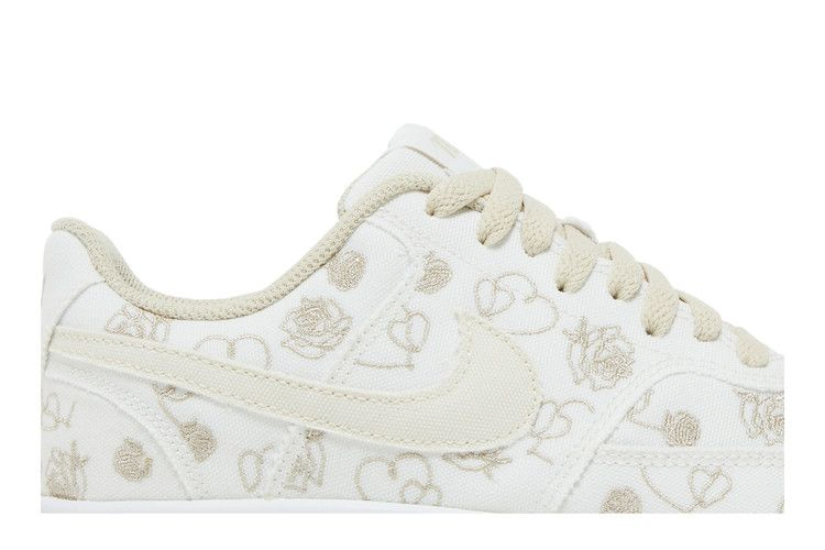 Кроссовки Nike Wmns Court Vision Low 'Valentine's Day'