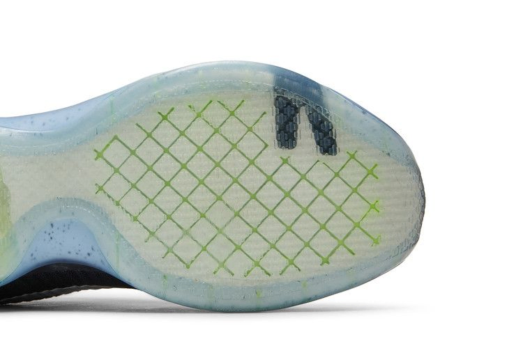 kobe-10-elite-low-prm-htm-mamba-arrowhead-805937-002_04