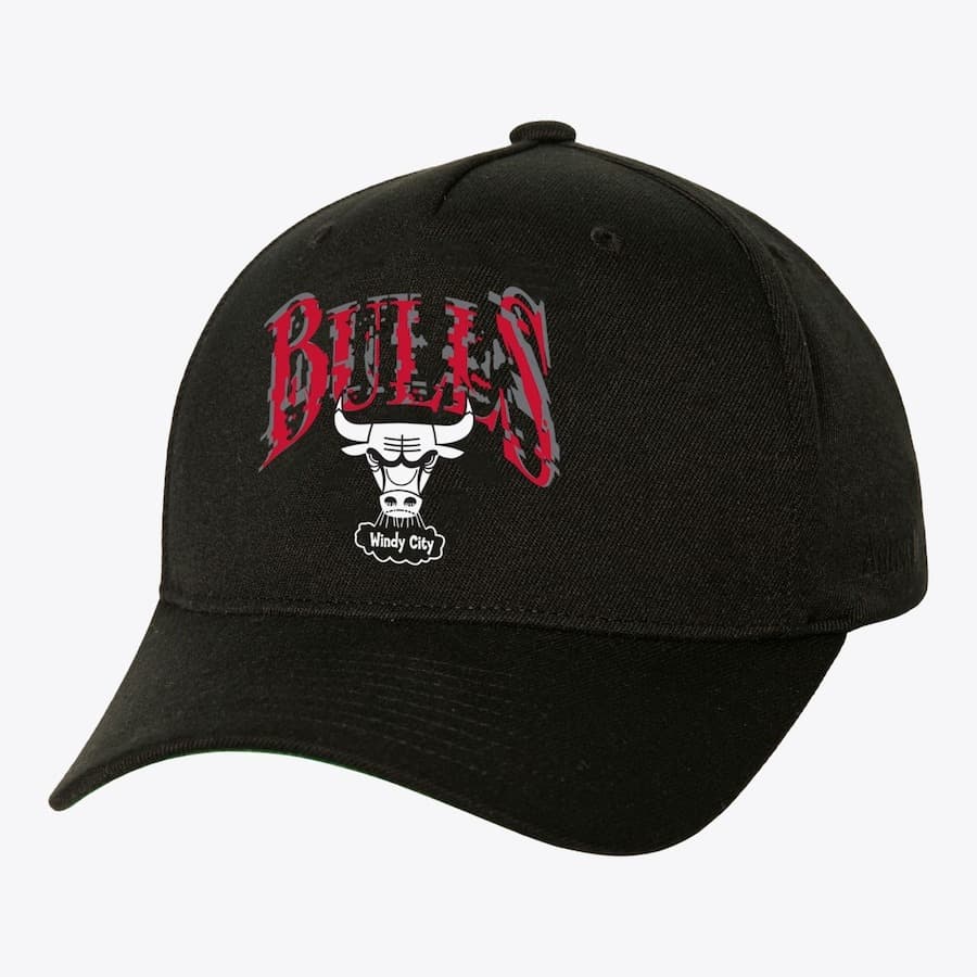 Mitchell-Ness-Black-Chicago-Bulls-SUGA-x-NBA-Glitch-Snapback-Hat