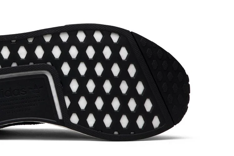 Krossovki-Neighborhood-x-A-Bathing-Ape-x-adidas-NMD_TS1-PK-Stealth-4