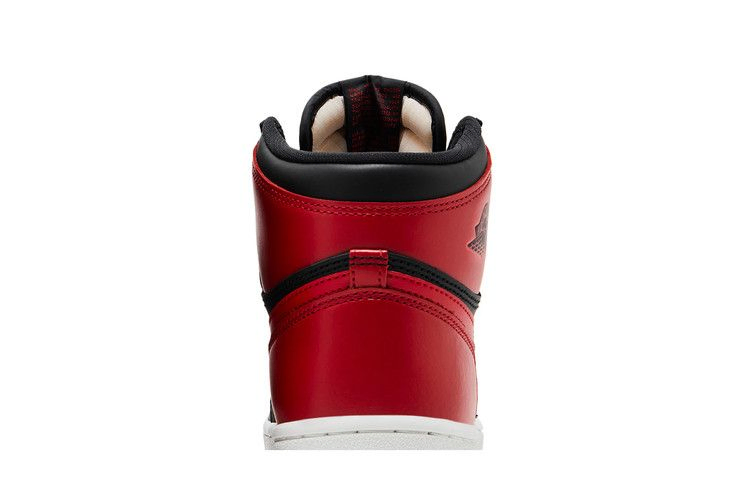 Кроссовки Air Jordan 1 Retro High '85 OG 'Bred / Banned' 2025