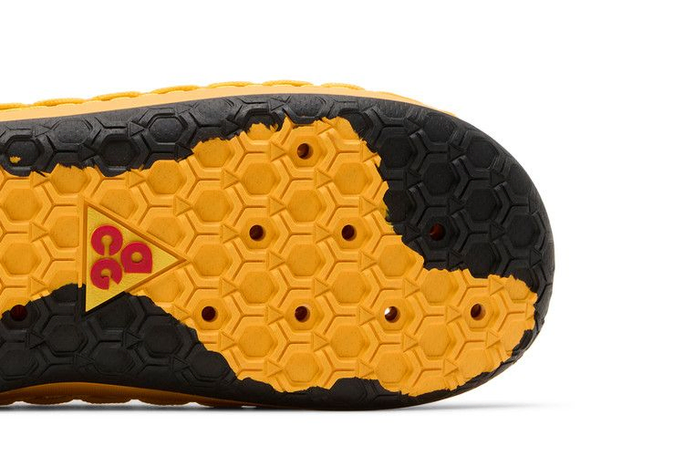 Nike ACG Watercat+ 'University Gold'