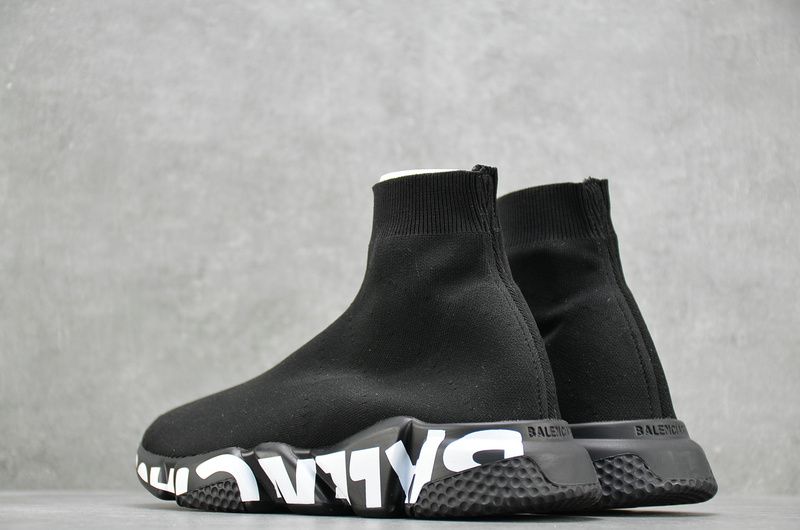 Balenciaga-Wmns-Speed-Trainer-Black-White-5
