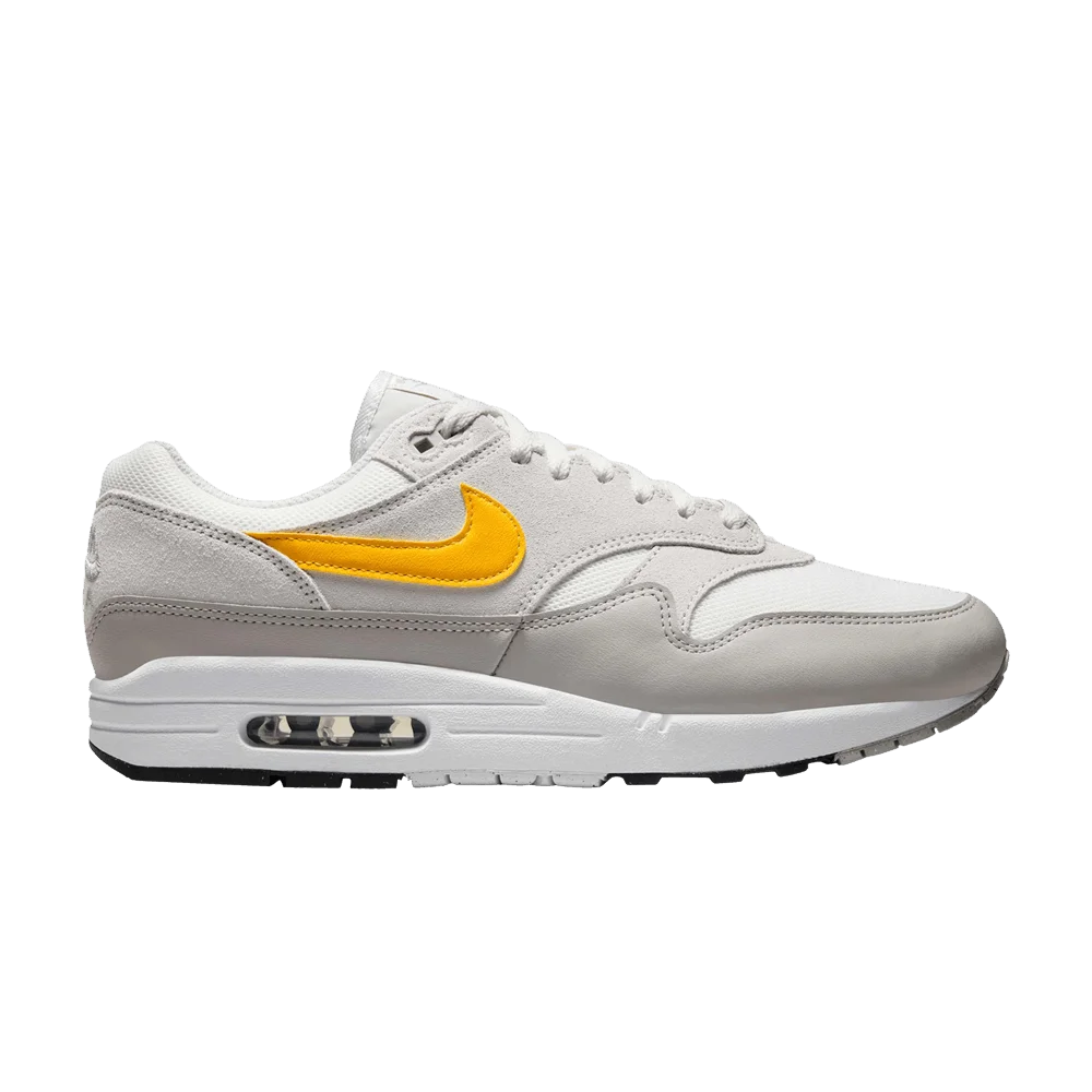 Krossovki-Nike-Air-Max-1-Essential-Summit-White-University-Gold
