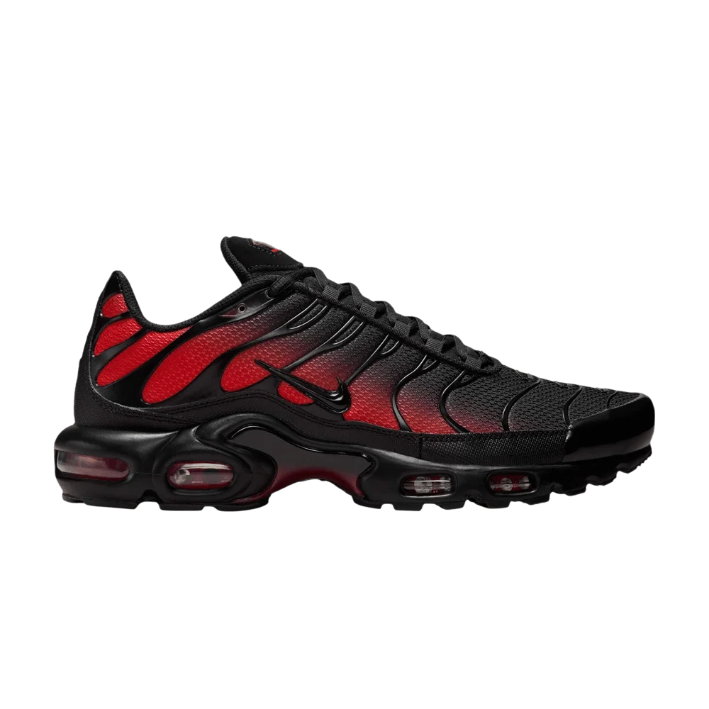 Кроссовки Nike Air Max Plus 'Black Light Crimson'