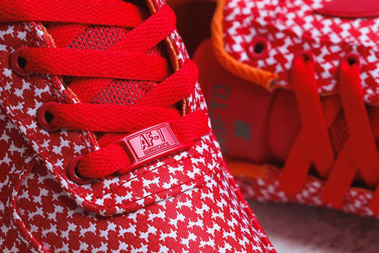 Кроссовки UNDFTD x Nike Lunar Force 1 Low 'University Red'