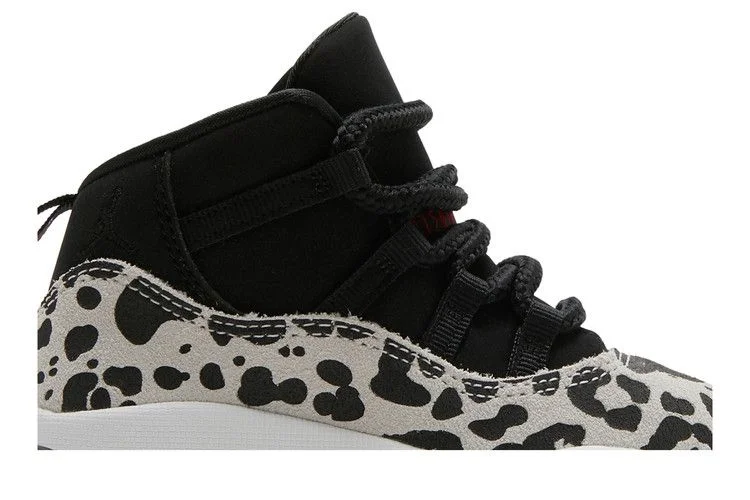 Krossovki-Air-Jordan-11-Retro-TD-Animal-Instinct-1