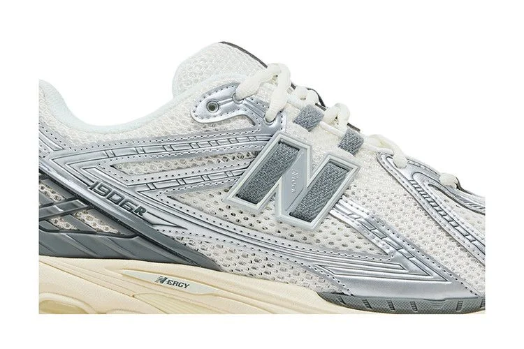 Кроссовки New Balance 1906R 'Grey Silver'