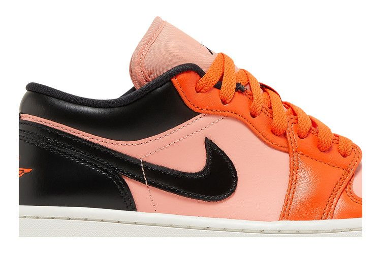 Кроссовки Wmns Air Jordan 1 Low SE 'Rush Orange Black'