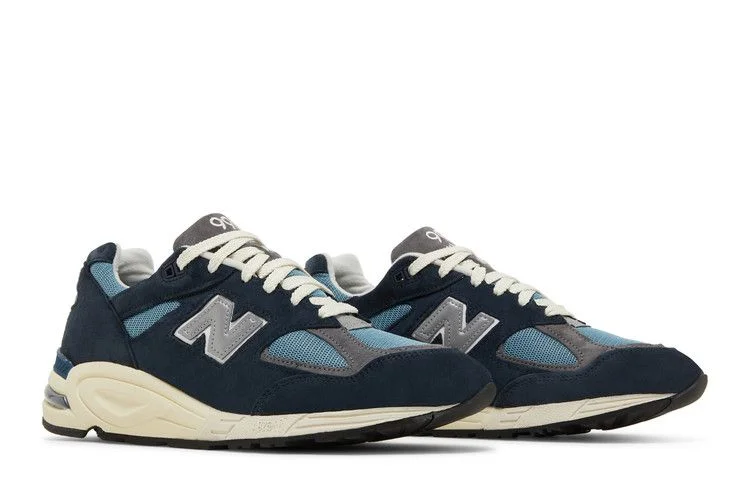 Krossovki-Teddy-Santis-x-New-Balance-990v2-Made-in-USA-Navy-7