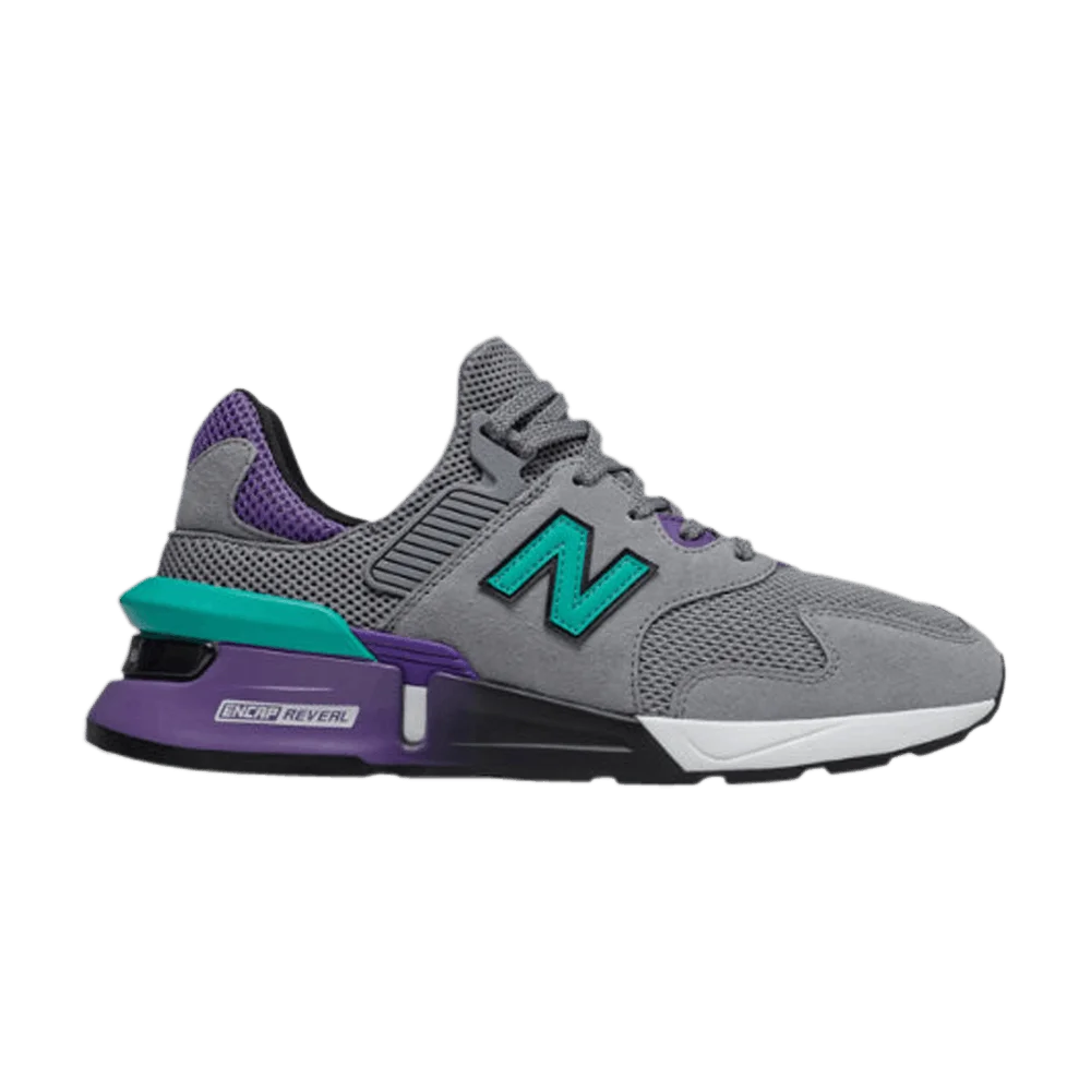 Krossovki-New-Balance-997-Grey-Purple