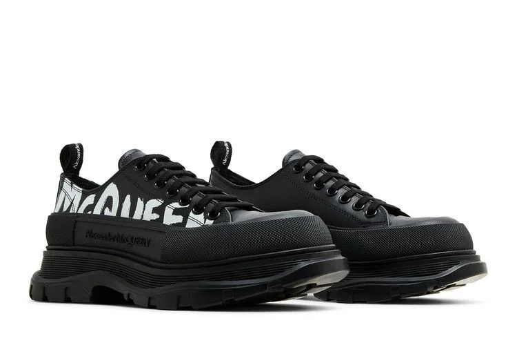 Krossovki-Alexander-McQueen-Tread-Slick-Lace-Up-Graffiti-Logo-Black-White-7