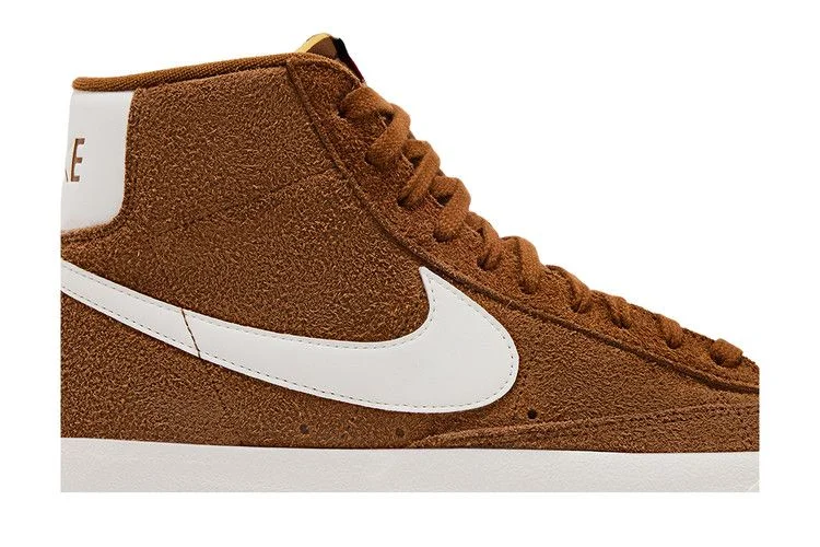 Кроссовки Nike Blazer Mid '77 Premium 'Light British Tan'
