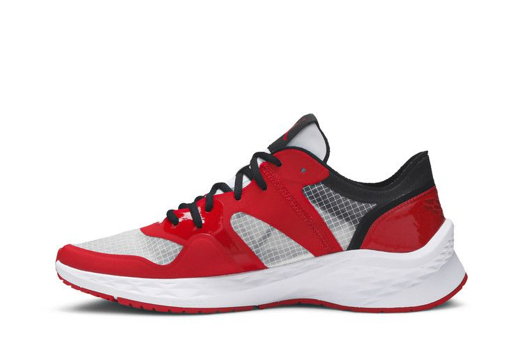 jordan-air-zoom-85-runner-chicago-ci0055-106_02