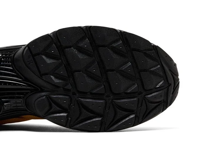 Кроссовки Saucony ProGrid Triumph 4 'Gorpcore - Mango'