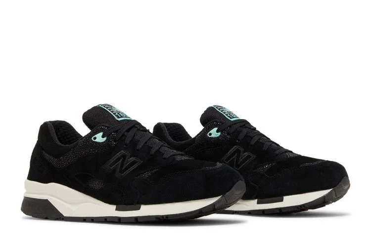 Krossovki-New-Balance-Wmns-1600-Meteorite-7