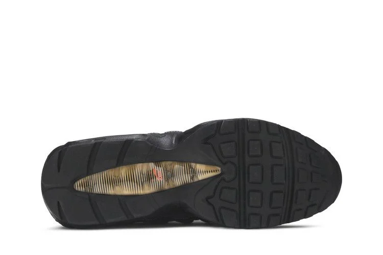 Krossovki-Nike-Air-Max-95-Essential-Cosmic-Clay-3