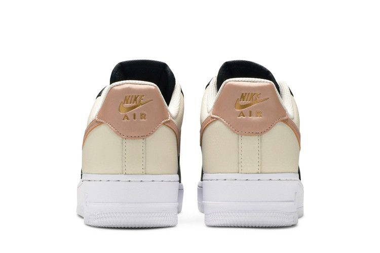 Кроссовки Nike Wmns Air Force 1 '07 'Black Metallic Red Bronze'