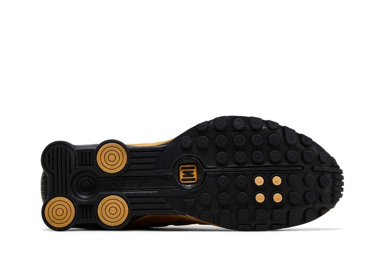Кроссовки Nike Wmns Shox R4 'Black Metallic Gold'