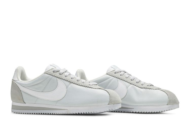 wmns-classic-cortez-nylon-pure-platinum-749864-010_07