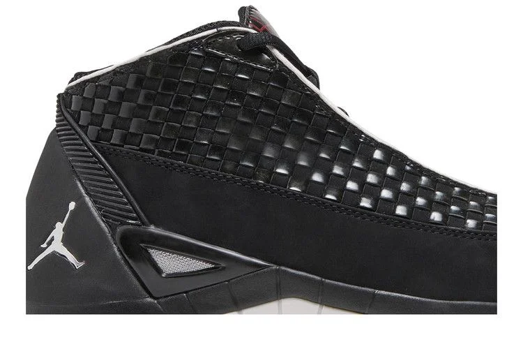 Krossovki-Air-Jordan-15-Retro-SE-GS-Black-Metallic-Silver-1