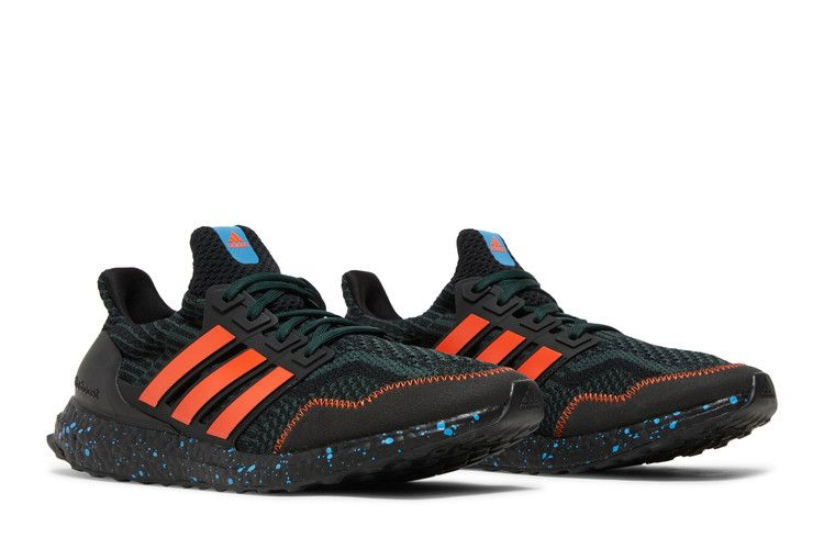 ultraboost-5-0-dna-black-green-orange-gv8733_07