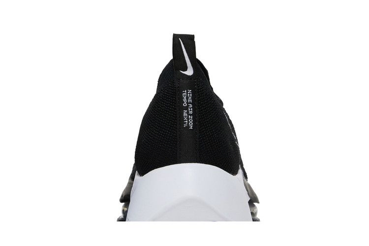 Кроссовки Nike Air Zoom Tempo NEXT% Flyknit 'Black White'