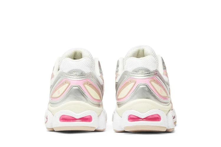 Кроссовки ASICS Wmns Gel Nimbus 9 'Candy Floss'