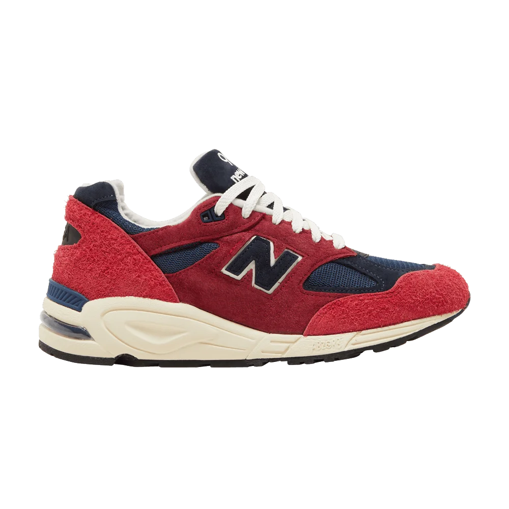 Krossovki-Teddy-Santis-x-New-Balance-990v2-Made-in-USA-Chrysanthemum