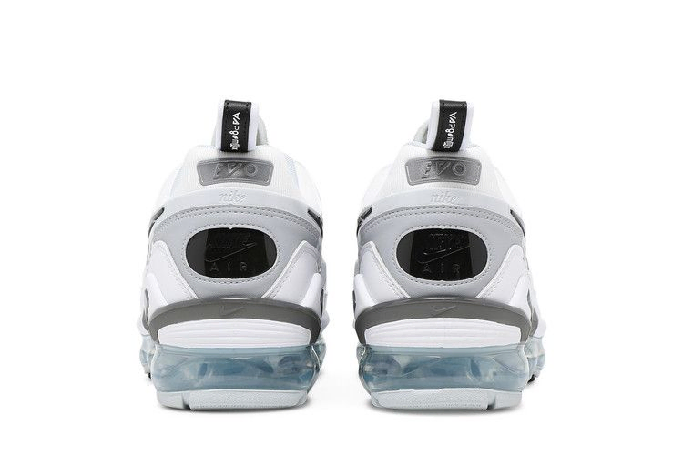 air-vapormax-evo-white-black-ct2868-100_05