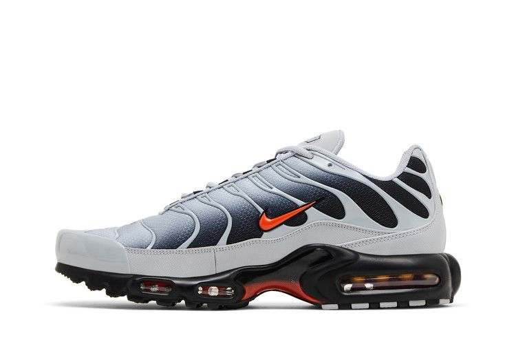 Кроссовки Nike Air Max Plus 'Wolf Grey Picante Red'