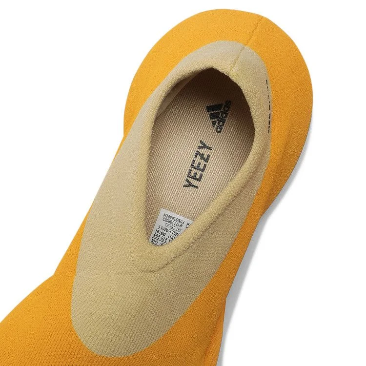 Krossovki-adidas-Yeezy-Knit-Runner-Sulfur-9