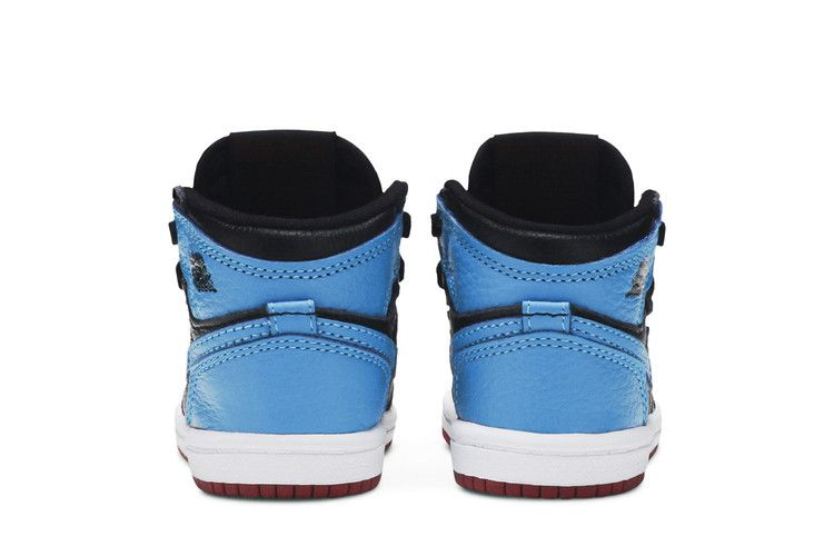 Кроссовки Air Jordan 1 Retro High OG TD 'NC to Chi'