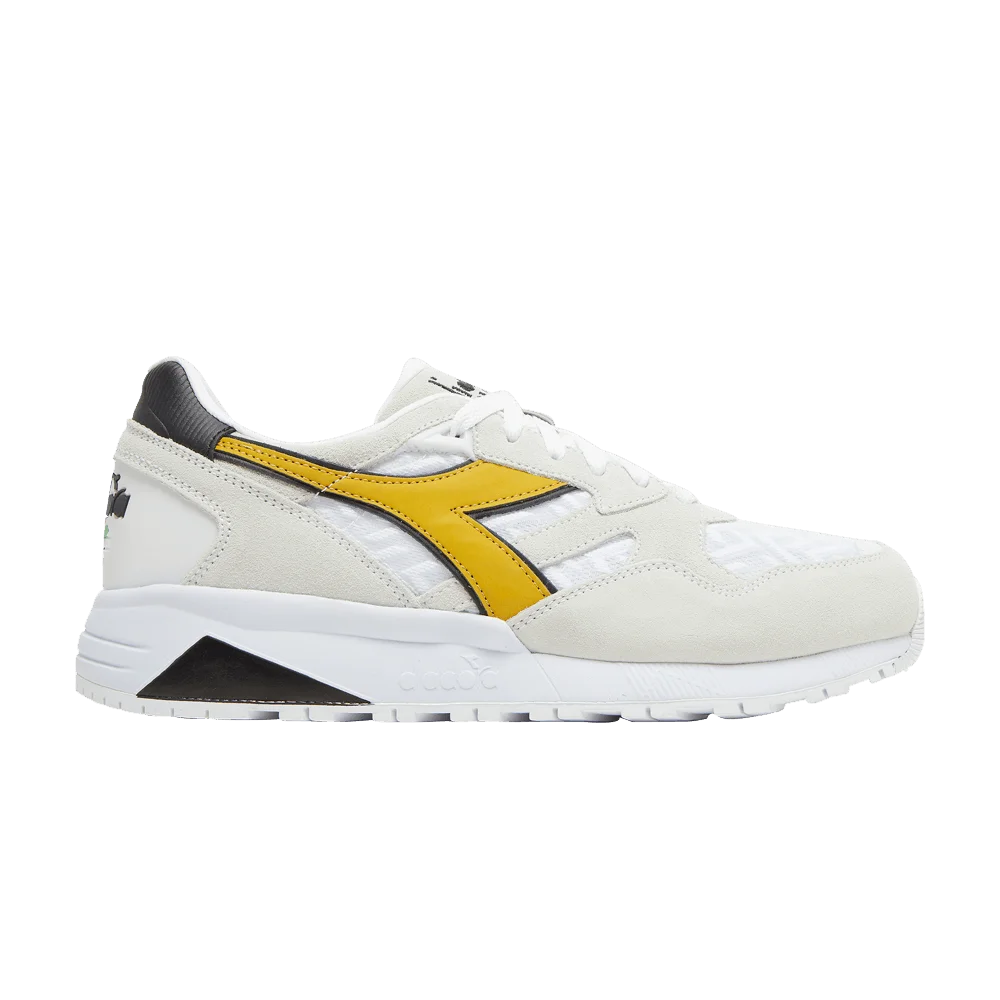 Krossovki-Diadora-N9002-Lux-White-Rich-Gold