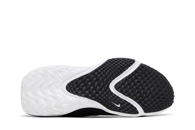 Кроссовки Nike Flow GS 'Black Off Noir'