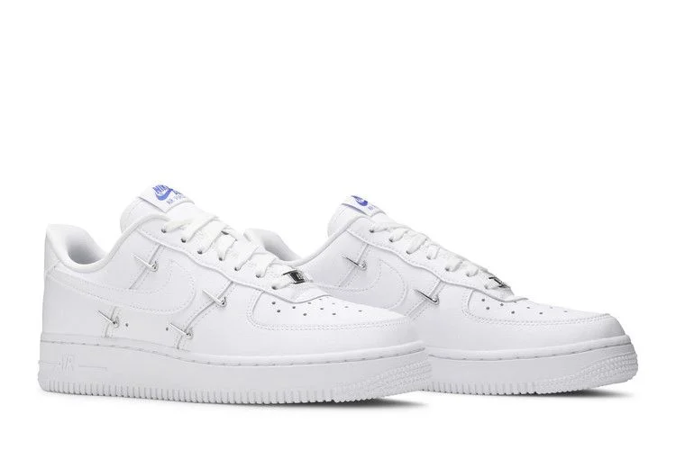 Krossovki-Nike-Wmns-Air-Force-1-07-LX-Sisterhood-White-Metallic-Silver-7