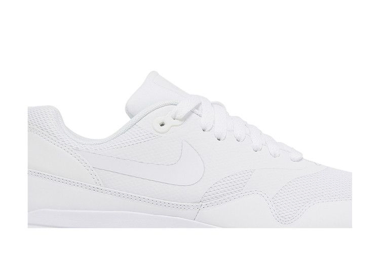 air-max-1-ultra-2-0-essential-875679-100_01