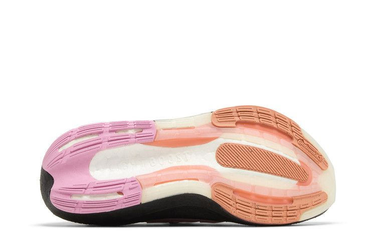 wmns-ultraboost-light-black-beam-pink-hq8599_03