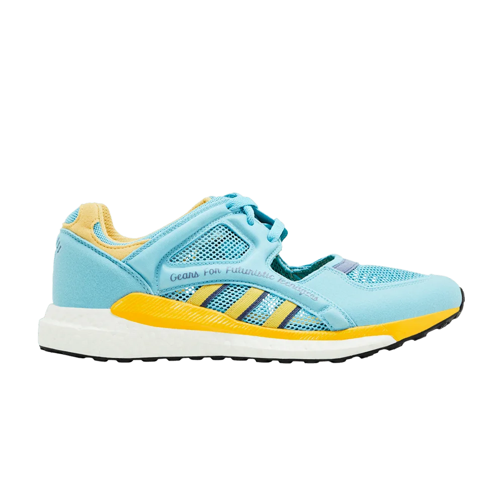 Krossovki-Human-Made-x-adidas-EQT-Racing-Light-Blue