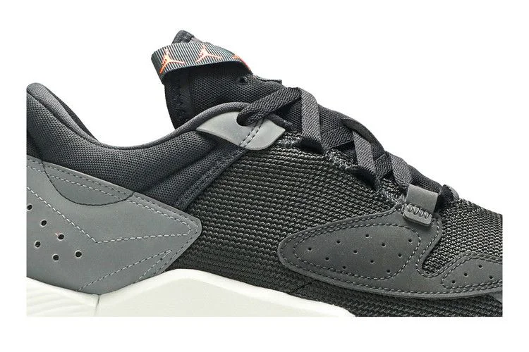 Krossovki-Air-Jordan-Air-Cadence-Dark-Smoke-Grey-1