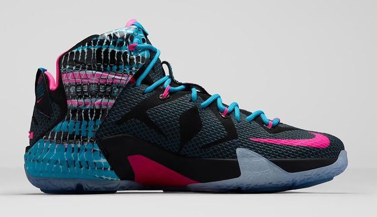 Кроссовки Nike LeBron 12 '23 Chromosomes'