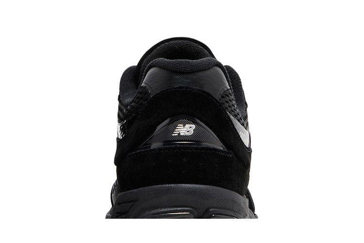 Кроссовки New Balance 2002R 'Tape Layer Pack - Black'