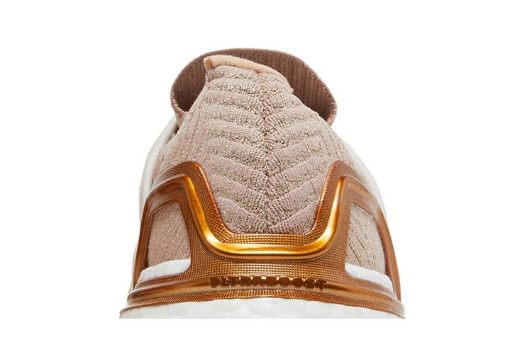 stella-mccartney-x-wmns-ultraboost-20-soft-powder-copper-metallic-gz9999_06