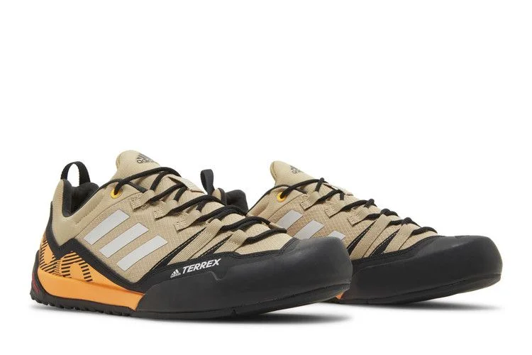 Krossovki-Adidas-Terrex-Swift-Solo-Approach-Beige-Tone-Flash-Orange-7